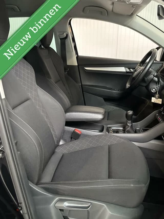 Škoda Karoq Skoda Karoq 1.0 TSI 110 pk handg. Buss. Edition | Navi | Cruise | PDC | CarPlay | Clima | DAB+ | Keyless | Org. NLD. | - afbeelding nr 42