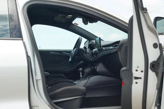 Ford Focus Ford Focus Wagon 1.0 125PK ST Line Business | Moondust Silver | Winterpack/AppleCarplay/Camera/LaneAssist - Keurige reisgenoot! - afbeelding nr 14