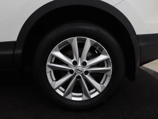 Nissan QASHQAI Nissan Qashqai 1.2 Acenta | Stoelverwarming | Trekhaak | Camera |  Navigatie | Climate control | Cruise control | Bluetooth - afbeelding nr 27