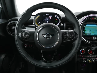 MINI Electric (INCL-BTW) *FULL-LED | DIGI-COCKPIT | 1/2-LEATHER | CAMERA | KEYLESS | SPORT-SEATS | NAVI-FULLMAP | AMBIENT-LIGHT | DAB | CRUISE | SPORT-SEATS | 17