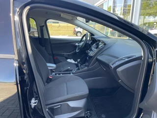 Ford Focus 50% deal 4.475,- ACTIE Trekhaak / Clima / Navi / Telefoon / Cruise - afbeelding nr 10