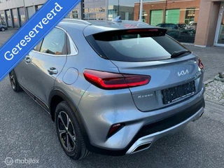 Kia XCeed XCeed 1.6  PHEV DynamicPlusLine 55 km Volledig electrisch rijden hierna Hybride , Navigatie , Camera , Parkeerhulp , Stoel en stuur verwarming  , Keyless entry , 18 inch Velgen , - afbeelding nr 3