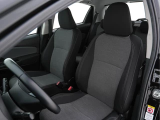 Toyota Yaris Toyota Yaris 1.5 Hybrid Aspiration Aut. *ECC | HEATED-SEATS | CAMERA | COMFORT-SEATS* - afbeelding nr 9