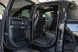 Dodge Ram 1500 Dodge Ram 1500 4X4 5.7 V8 4x4 Crew Cab Laramie Sport 1e Eig BTW Harman/Kardon, Panoramadak, Treeplank, Trekhaak - afbeelding nr 33
