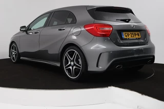 Mercedes-Benz A-Klasse Mercedes-Benz A-klasse 180 AMG Automaat (PARKEERSENSOREN, NAVIGATIE, BLUETOOTH, AIRCO) - afbeelding nr 5