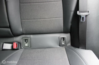 Toyota Corolla Touring Sports Toyota Corolla Touring Sports 1.8 Hybrid Dynamic 1e Eig | Half Leer | 17 Inch | Boekjes. - afbeelding nr 18