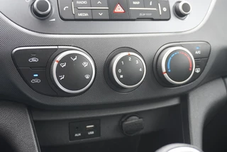 Hyundai i10 Hyundai i10 1.0i Comfort Navigatie | Park.sensoren | CarPlay | NAP - afbeelding nr 17