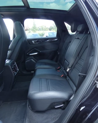 Porsche Cayenne Porsche Cayenne 4.0 V8 551PK TURBO,Pano,360,Nightvision,Trhaak - afbeelding nr 13
