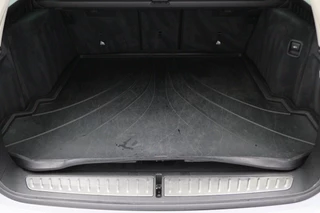 BMW 5 Serie BMW 5 Serie Touring 520i High Executive Leer, Head-Up, Elektrische Stoelen, Navigatie, Bluetooth, PDC, Trekhaak, 18'' - afbeelding nr 15