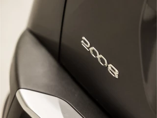 Peugeot 2008 Peugeot 2008 1.2 PureTech Sport (VIRTUAL COCKPIT, APPLE CARPLAY, GROOT NAVI, LEDER, 360 CAMERA, SPORTSTOELEN, LED KOPLAMPEN, GETINT GLAS, LANE ASSIST, DAB+, NIEUWSTAAT) - afbeelding nr 30