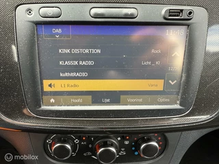 Dacia Sandero Dacia Sandero 0.9 TCe Laureate 2017 / Airco / Navigatie / DAB / Dealeronderhouden NAP - afbeelding nr 15