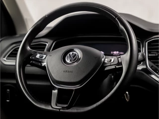Volkswagen T-Roc 150Pk (VIRTUAL COCKPIT, APPLE CARPLAY, CLIMATE, ADAPTIVE CRUISE, SPORTSTOELEN, LED KOPLAMPEN, GETINT GLAS, LANE ASSIST, NIEUWSTAAT) - afbeelding nr 17