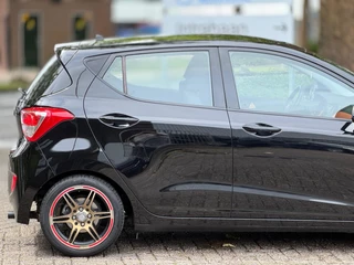 Hyundai i10 Hyundai I10 1.0i Go! Airco Navi LM velgen Bluetooth 2e eigenaar Zeer nette auto Gepolijst - afbeelding nr 34