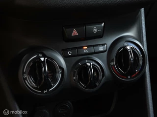 Peugeot 208 PEUGEOT 208 1.2 PURETECH ACTIVE/AIRCO/TREKHAAK/NAVI/PDC/LED/BLUETOOTH - afbeelding nr 32