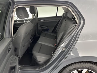 Volkswagen Golf *DIGI-COCKPIT | FULL-LED | COMFORT-SEATS | DAB+ | MICROFIBRE | KEYLESS | NAVI-FULLMAP | AMBIENT-LIGHT | ECC | TOWBAR | PDC | HEATED-SEATS | ADAPTIVE-CRUISE | CARPLAY | LANE-ASSIST | 16''ALU * - afbeelding nr 9