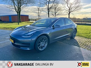 Tesla Model 3 - 30885468-0