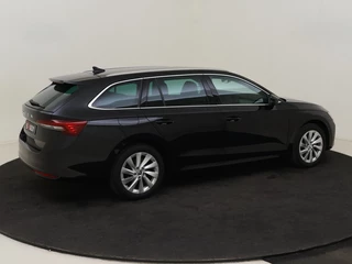 Škoda Octavia Škoda Octavia Combi 150PK AUTOMAAT ADAPTIVE | WINTERPACK | CAMERA | NAVI | KEYLESS! - afbeelding nr 5