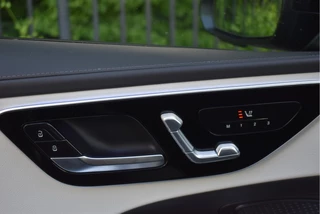 Mercedes-Benz C-Klasse Mercedes-Benz C-Klasse 200 AMG Line | NL-Auto | Open dak | HUD | 360 gr.camera | Trekhaak | Keyless | Mem.stoelen | Full LED | Vol - afbeelding nr 19