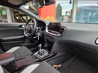 Kia ProCeed Kia ProCeed 120pk T-GDI GT-Line Edition | Navi | Camera | Cruise - afbeelding nr 14