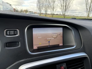 Volvo V40 Volvo V40 2.0 T4 R-Design | Park Assist | Stoelverwarming | Trekhaak | 6-Speed - afbeelding nr 7