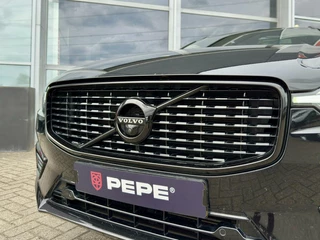 Volvo XC60 Volvo XC60 2.0 T8 Twin Engine AWD R-Design|PANO|H&K|360|TREK - afbeelding nr 28