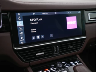 Porsche Cayenne (INCL-BTW) *PANO | CLUB-FULL-LEATHER | SOFT-CLOSE | MEMORY-PACK | SURROUND-VIEW | FULL-LED | NAVI-FULLMAP | AIR-SUSPENSION | DAB | DIGI-COCKPIT | PDC | CRUISE | SPORT-SEATS | 21