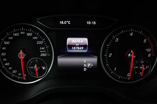 Mercedes-Benz A-Klasse Mercedes-Benz A-klasse 180d Lease Edition | Panoramadak | Carplay |  Navigatie | Cruise control | Airco | Bluetooth | Sportstoelen | Half leder - afbeelding nr 23