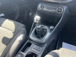 Ford Fiesta Ford Fiesta 1.0 EcoBoost ST-Line 100pk Trekhaak | Cruise control | Apple Carplay | Android auto | Climate control - afbeelding nr 18