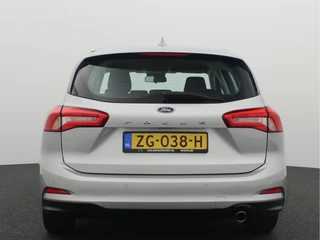 Ford Focus Ford Focus Wagon 1.0 EcoBoost Trend Edition Business AIRCO / NAVI / PDC / BLUETOOTH / CRUISE / CARPLAY / NL-AUTO - afbeelding nr 4