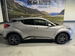 Toyota C-HR Toyota C-HR 1.8 Hybrid Dynamic / Navi /Vol /Orig. NL - afbeelding nr 17