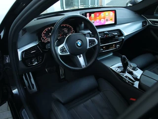 BMW 5 Serie BMW 5-serie Touring 530e High Executive M-sport| Panoramadak | 20inch - afbeelding nr 3