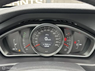 Volvo V40 Volvo V40 T2|Navigatie|Bluetooth|Parkeersensoren|Volvo on Call - afbeelding nr 14