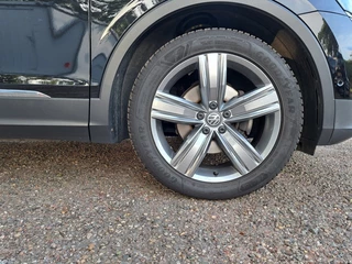 Volkswagen Tiguan Volkswagen Tiguan 1.5 TSI 150 Pk ACT Highline Dsg-7 Pano Digitaal dashboard - afbeelding nr 37