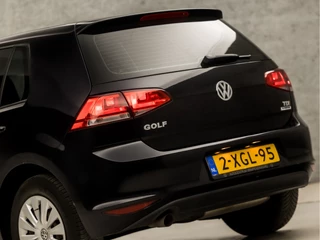 Volkswagen Golf Volkswagen Golf 1.6 TDI Sport Automaat (SCHERM, LOGISCH NAP, CRUISE, GETINT GLAS, SPORTSTOELEN, ARMSTEUN, SPORTSTOELEN, NIEUWE APK, ELEK PAKKET, NIEUWSTAAT) - afbeelding nr 12