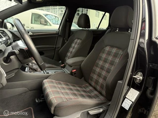 Volkswagen Golf Volkswagen Golf 2.0 TSI GTI Performance Business - afbeelding nr 18