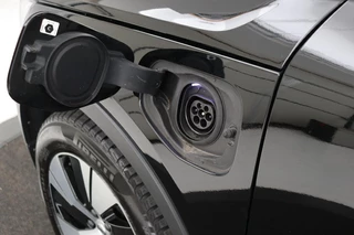 Volvo XC40 Volvo XC40 1.5 T4 Recharge R Design | Panoramadak |  Trekhaak | 360 camera | Stoel & stuurverwarming | Harman/Kardon | Adaptive cruise | Carplay - afbeelding nr 35