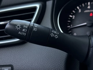 Nissan QASHQAI Nissan QASHQAI 1.2 N-Connecta | Navigatie | 360° camera | 18