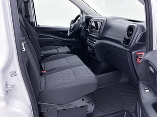 Mercedes-Benz Vito Mercedes-Benz Vito 116 Lang Trekhaak LED Achteruitrijcamera Cruise Control Betimmering - afbeelding nr 17