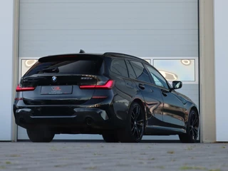 BMW 3 Serie BMW 3-serie Touring 330e xDrive High Executive | M-sport | - afbeelding nr 2