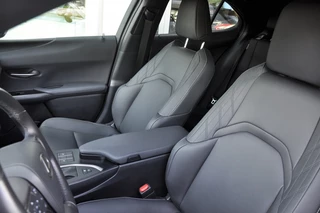 Lexus UX - afbeelding nr 12