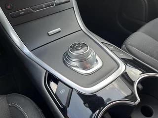 Ford S-Max Ford S-Max 2.5 FHEV Titanium 190pk | 7 Persoons | Winterpack | Adaptieve Cruise | Full LED | Elek. Achterklep | Achteruitrijcamera | SONY SYNC 3 Navigatie - afbeelding nr 23