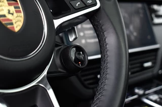 Porsche Cayenne Porsche Cayenne Coupé (8-7 beschikbaar) 3.0 E-Hybrid 462pk Sport Design | Panoramadak | 22'' Velgen | ACC | Head-Up | Bose | Sportchrono | Leder Dashbord | - afbeelding nr 36