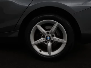 BMW 1 Serie BMW 1-serie 118i Executive | Full LED | Navigatie |  Climate control | Cruise control | Parkeerhulp | Bluetooth | Sportstuur - afbeelding nr 28