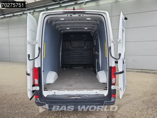 Volkswagen Crafter Volkswagen Crafter 136pk Elekrisch Automaat L3H3 115km WLTP 36kWh Navi LED Camera Parkeersensoren L2 11m3 Airco Cruise control - afbeelding nr 6