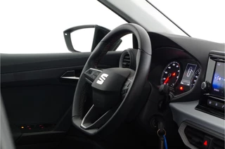 SEAT Arona SEAT Arona 1.0 TSI Style > Stoelverwarming/apple carplay/ android auto/Cruise control... | 4607 | - afbeelding nr 4