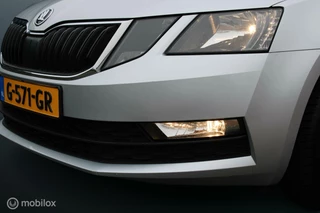 Škoda Octavia Skoda Octavia Combi 1.0 TSI 116 PK Greentech Business Edition, Trekhaak, Navi, App connect, Pdc, Donker glas, Clima, Cruise - afbeelding nr 8