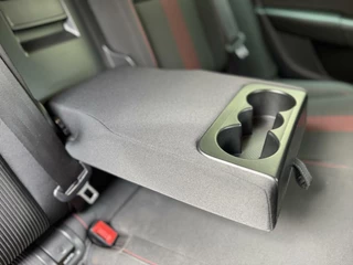 Škoda Octavia Skoda Octavia Combi 1.5 TSI Greentech Sport Business Automaat | Cruise control | Climate control | Trekhaak | Parkeersensoren achter | Zwart optiek - afbeelding nr 43