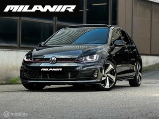 Volkswagen Golf Volkswagen Golf 2.0 TSI GTI Performance |Pano |Akra |CarPlay - afbeelding nr 1