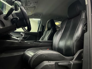 Peugeot 3008 Peugeot 3008 1.2 Premium Carplay | Camera | Keyless NAP - afbeelding nr 21