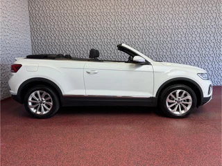 Volkswagen T-Roc Volkswagen T-Roc Cabrio TSI VIR.COCKPIT CARPLAY NAVI IQ.LED STOEL/STUUR.VERW DAB ADAP.CRUISE 05/2024 